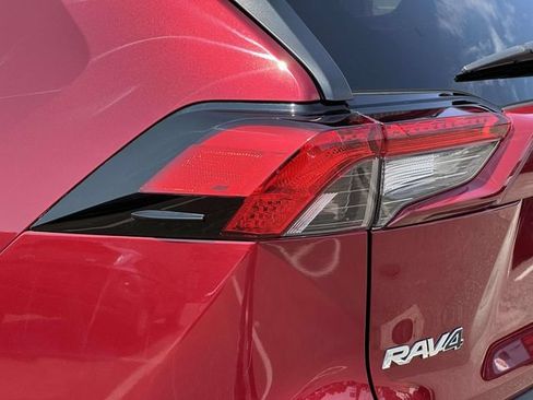 Used 2023 Toyota RAV4 LE AWD/4WD image 13