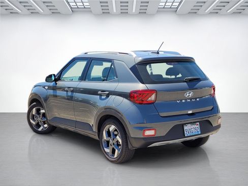 Certified 2025 Hyundai Venue SEL FWD image 14