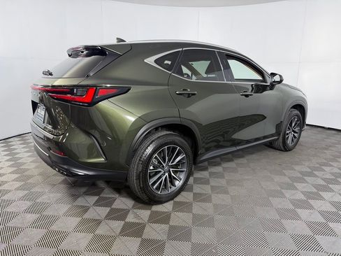 Used 2025 Lexus NX 250 FWD w/ Premium Package image 5