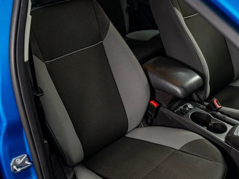 Used 2014 Ford Focus SE FWD image 25