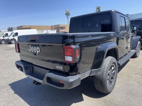 Used 2022 Jeep Gladiator Overland w/ Popular Equipment Package image 5