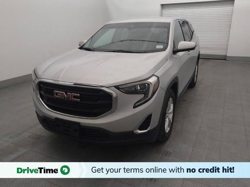 Used 2020 GMC Terrain SLE FWD image 1