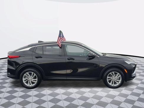 Certified 2025 Buick Envista Sport Touring w/ Convenience I Package FWD image 8