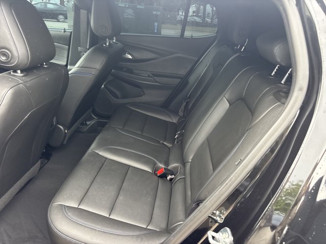 Used 2025 Buick Envista Sport Touring w/ Convenience I Package FWD image 18