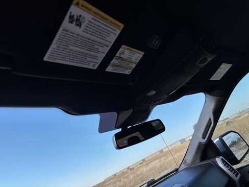 Used 2019 Ford F150 Platinum w/ Equipment Group 701A Luxury image 13