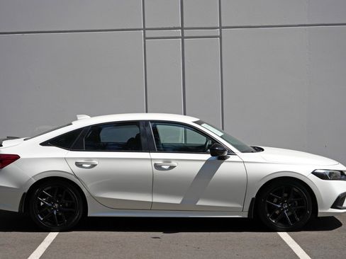 Used 2023 Honda Civic Sport image 45