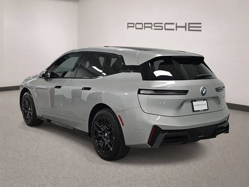 Used 2026 BMW iX xDrive60 w/ M Sport Package AWD/4WD image 3