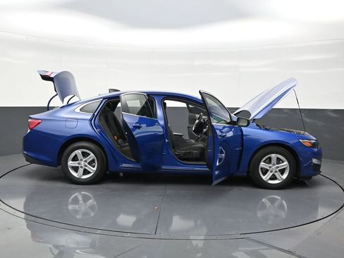 Used 2023 Chevrolet Malibu LS FWD image 30