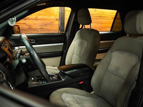 Used 2018 Ford Explorer 4WD image 9