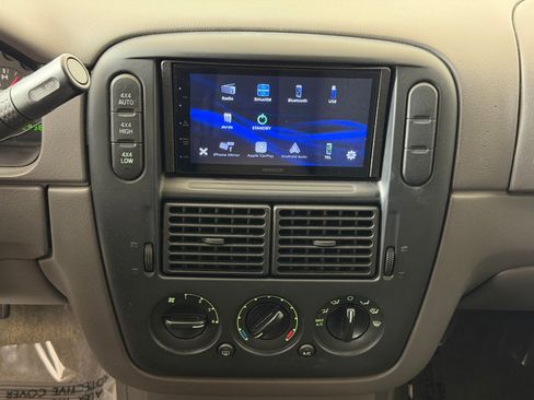 Used 2003 Ford Explorer XLS AWD/4WD image 28