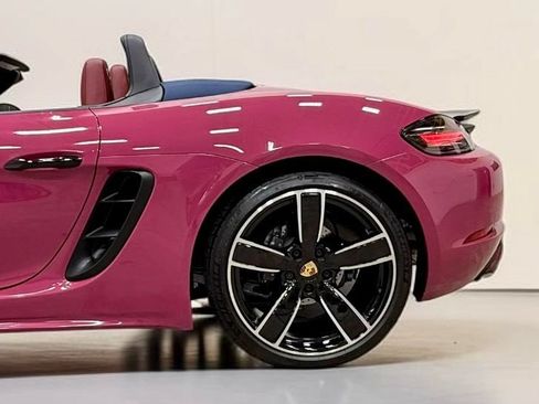 Used 2025 Porsche 718 Boxster RWD image 24