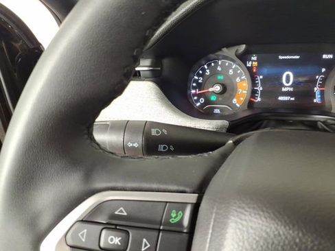 Used 2023 Jeep Compass Latitude AWD/4WD image 27