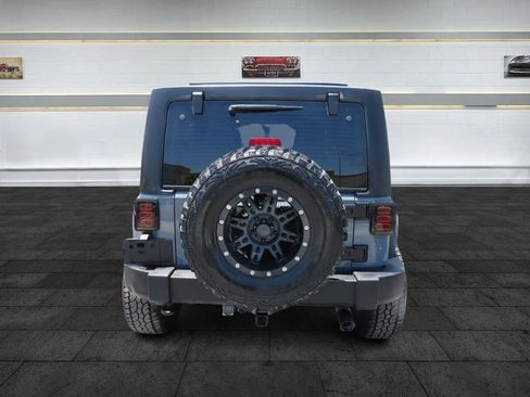 Used 2015 Jeep Wrangler Unlimited Sport w/ Connectivity Group image 7