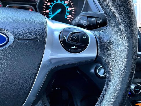 Used 2016 Ford Escape Titanium image 18