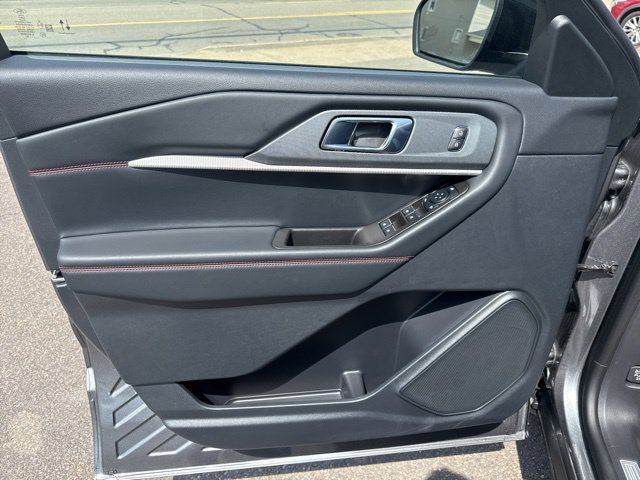 New 2026 Ford Explorer ST-Line AWD/4WD image 15