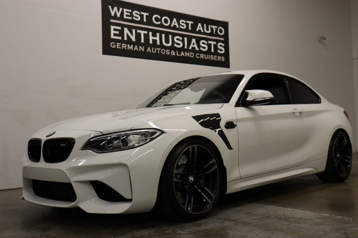 Used 2017 BMW M2 RWD image 1