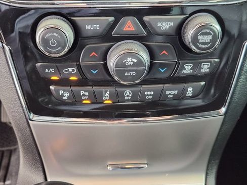 Used 2021 Jeep Grand Cherokee Limited w/ Quick Order Package 28K 80th RWD image 17