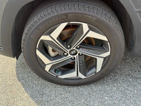 Used 2023 Hyundai Tucson Limited image 11