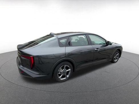 Used 2025 Kia K4 FWD image 14