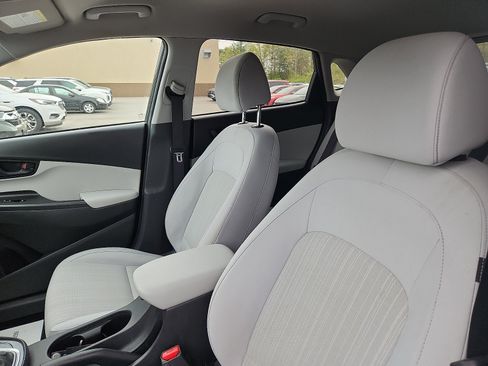 Certified 2023 Hyundai Kona SEL AWD/4WD image 22