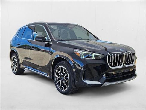 Used 2025 BMW X1 xDrive28i w/ Convenience Package image 6