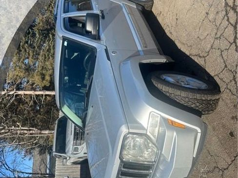 Used 2011 Jeep Liberty Limited w/ Comfort/Convenience Group image 1