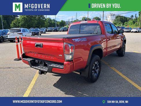 Used 2023 Toyota Tacoma TRD Off-Road w/ Technology Package AWD/4WD image 2
