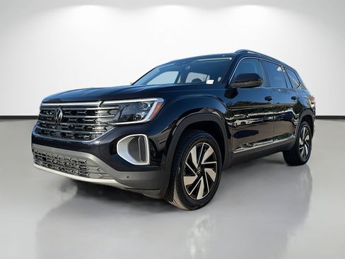 Used 2025 Volkswagen Atlas SEL image 7