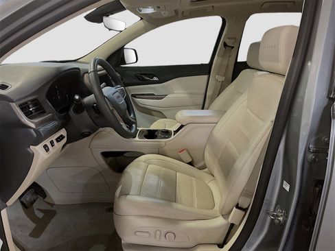 Used 2023 GMC Acadia Denali w/ Denali Ultimate Package image 22