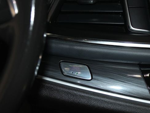 Used 2021 Buick Enclave Preferred FWD image 17