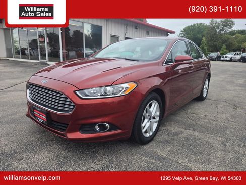 Used 2014 Ford Fusion SE w/ Equipment Group 202A FWD image 7