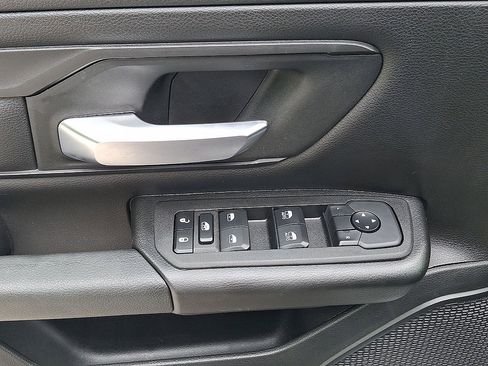 Certified 2025 RAM 1500 Tradesman w/ Night Edition AWD/4WD image 10