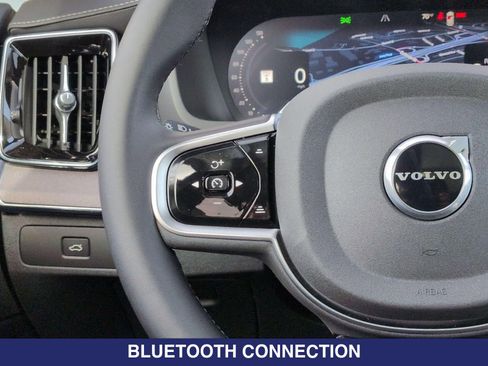 New 2026 Volvo XC90 B6 Ultra w/ Protection Package Premier AWD/4WD image 17