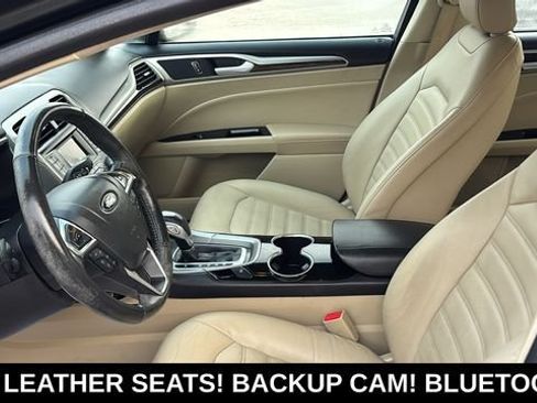Used 2015 Ford Fusion SE w/ Equipment Group 202A FWD image 24