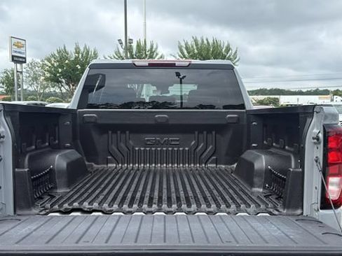 Used 2024 GMC Sierra 1500 Elevation AWD/4WD image 10