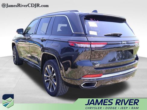 Used 2023 Jeep Grand Cherokee Overland AWD/4WD image 22