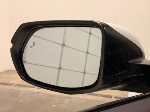 Used 2022 Honda CR-V EX image 12