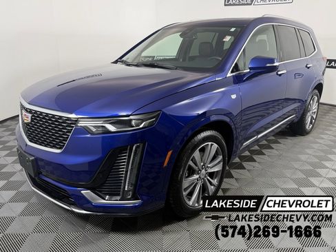 Used 2025 Cadillac XT6 Premium Luxury image 1