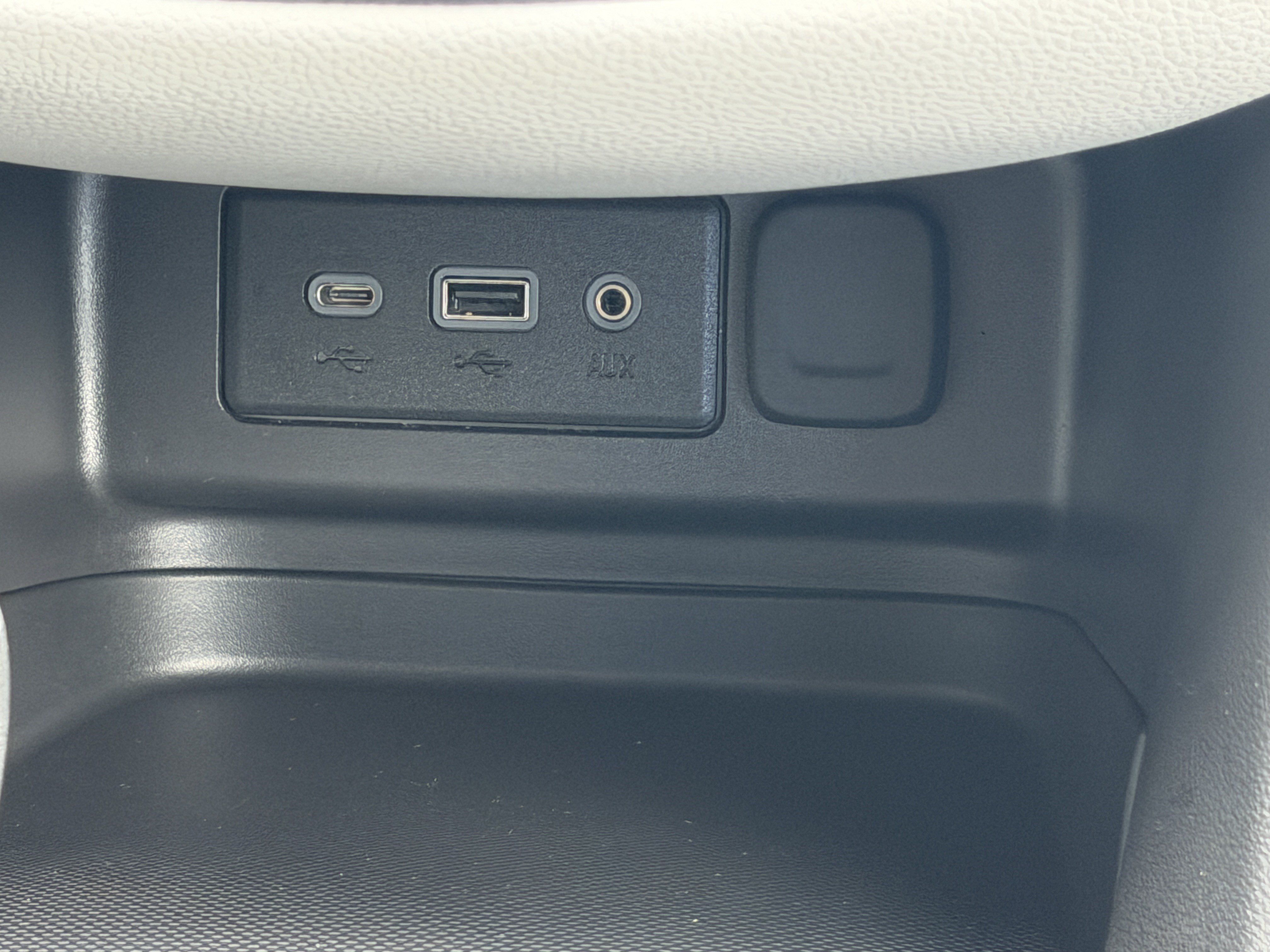 Used 2024 Chevrolet Equinox LS FWD image 54