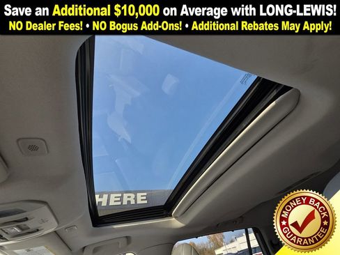 Used 2023 Toyota Highlander XLE image 32