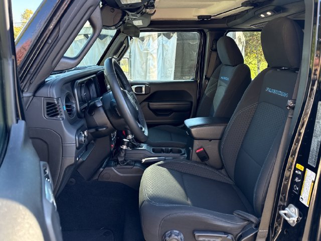 Used 2024 Jeep Wrangler Unlimited Rubicon 4xe AWD/4WD image 18