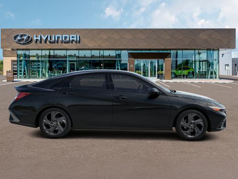 New 2026 Hyundai Elantra SEL Sport FWD image 6