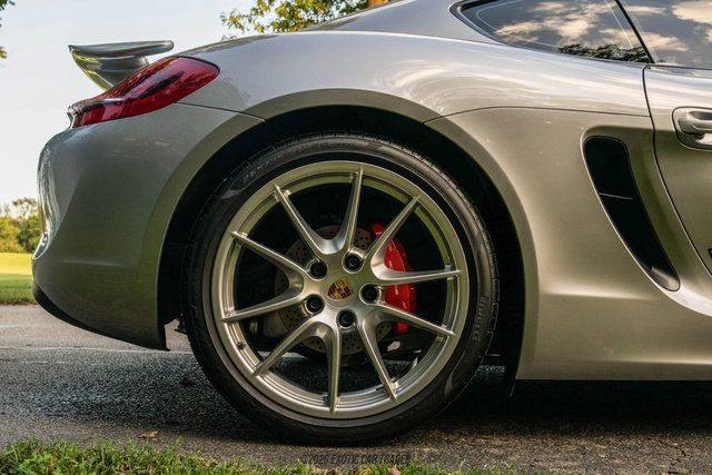Used 2016 Porsche Cayman RWD image 10