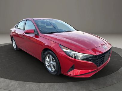 Used 2021 Hyundai Elantra SE