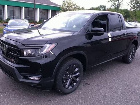 New 2025 Honda Ridgeline Sport image 4