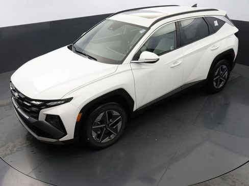 Certified 2025 Hyundai Tucson SEL image 40