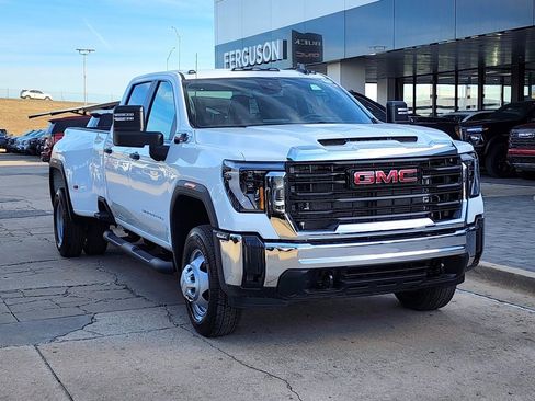 New 2026 GMC Sierra 3500 Pro image 1