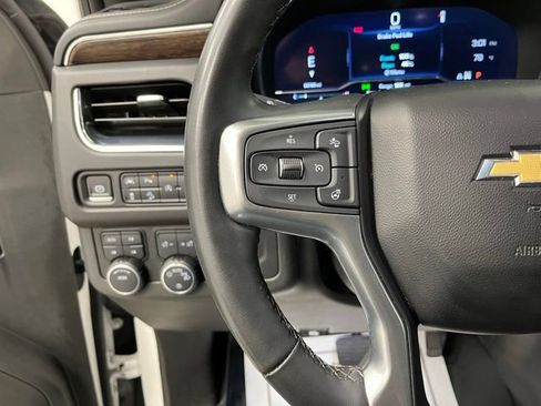 Used 2023 Chevrolet Suburban Premier AWD/4WD image 29