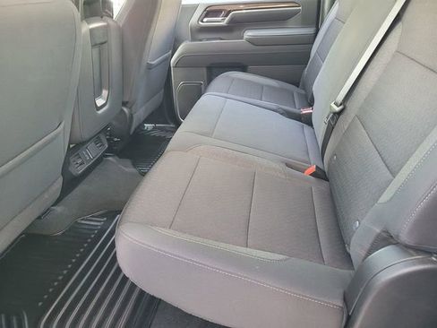Used 2025 Chevrolet Silverado 2500 LT w/ Convenience Package AWD/4WD image 10