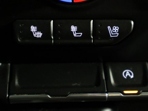 Used 2020 Chevrolet Silverado 1500 LTZ w/ LTZ Convenience Package image 41